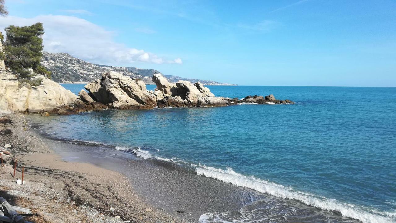 La Casetta Mortola Inferiore Exterior foto